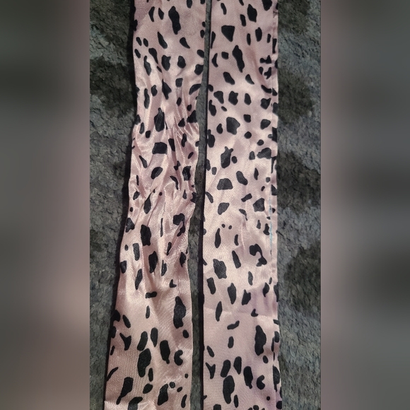 Purse Handle Scarves - Picture 5 of 6